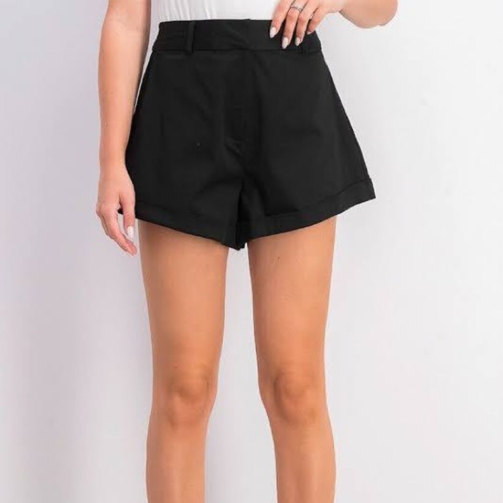 Danielle Bernstein Womens Cuffed High-Cut Shorts